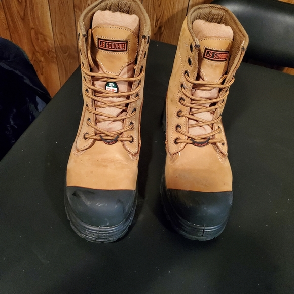 Work boots - Picture 3 of 3